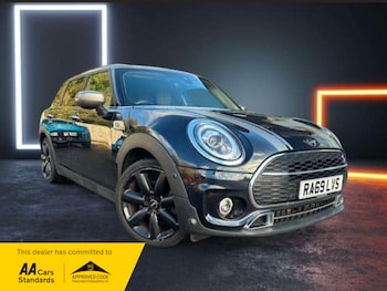 Used MINI Clubman 2019 for sale - 77007833: Photo