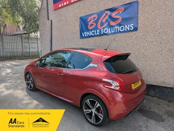 Used Peugeot 208 2014 for sale - 75321738: Photo