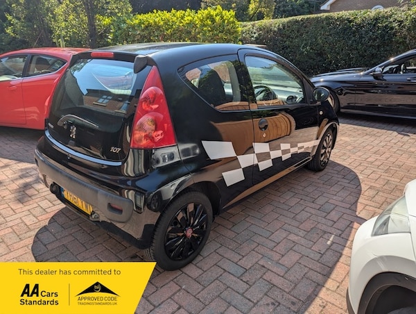 Used Peugeot 107 2011 for sale - 75560399: Photo 5