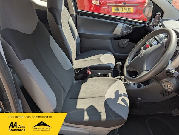 Used Peugeot 107 2011 for sale - 75560399: Photo 6