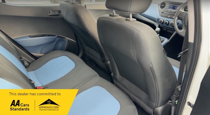 Used Hyundai i10 2016 for sale - 76439687: Photo 5