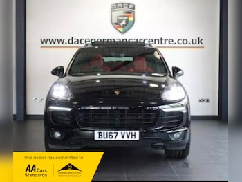 Used Porsche Cayenne 2017 for sale - 75739518: Photo
