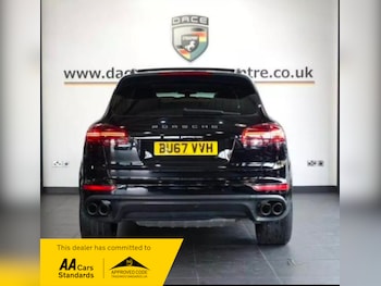 Used Porsche Cayenne 2017 for sale - 75739518: Photo