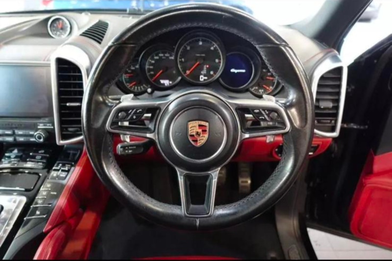 Used Porsche Cayenne 2017 for sale - 75739518: Photo 8