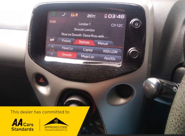 Used Peugeot 108 2014 for sale - 75560412: Photo 6
