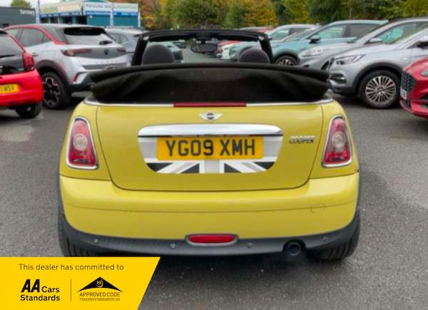 Used MINI Convertible 2009 for sale - 76236379: Photo 5