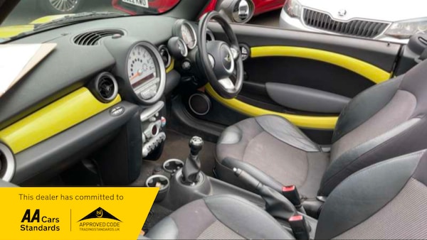 Used MINI Convertible 2009 for sale - 76236379: Photo 7