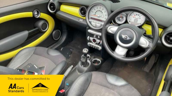 Used MINI Convertible 2009 for sale - 76236379: Photo 8