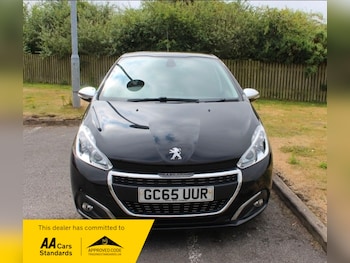 Used Peugeot 208 2016 for sale - 79314302: Photo