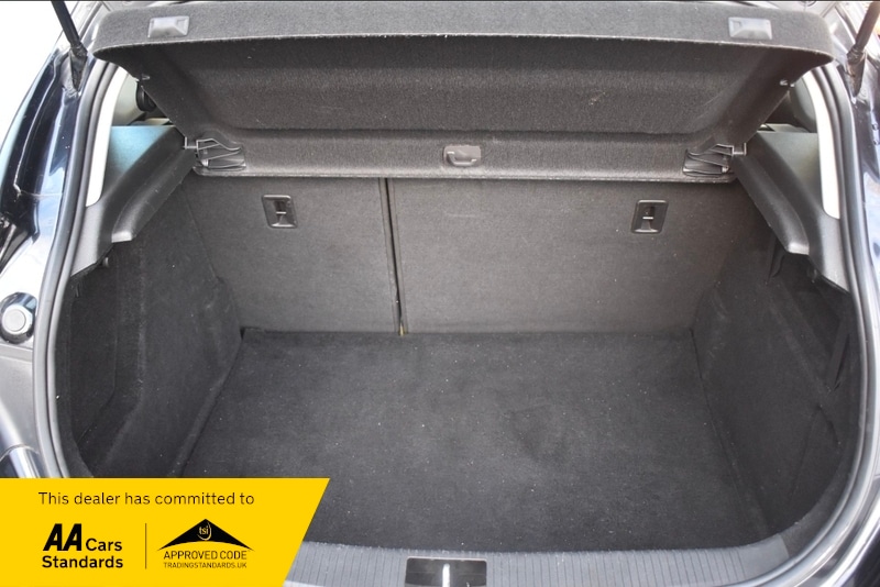 Used Vauxhall Astra 2012 for sale - 77720745: Photo 9