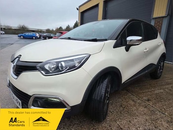 Used Renault Captur 2014 for sale - 77166069: Photo