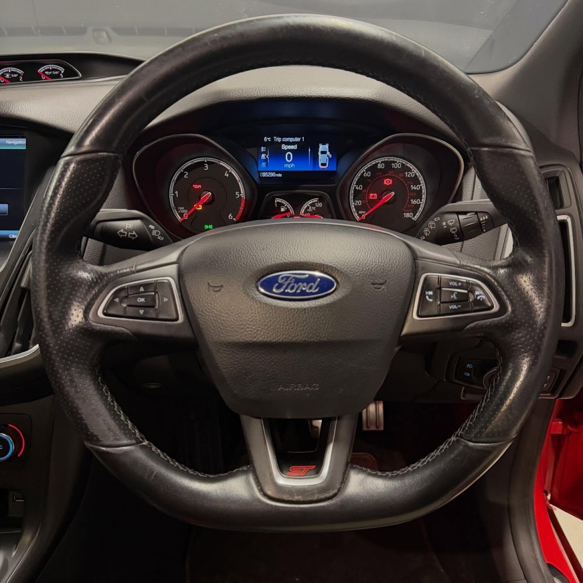 Used Ford Focus 2015 for sale - 77423423: Photo 10