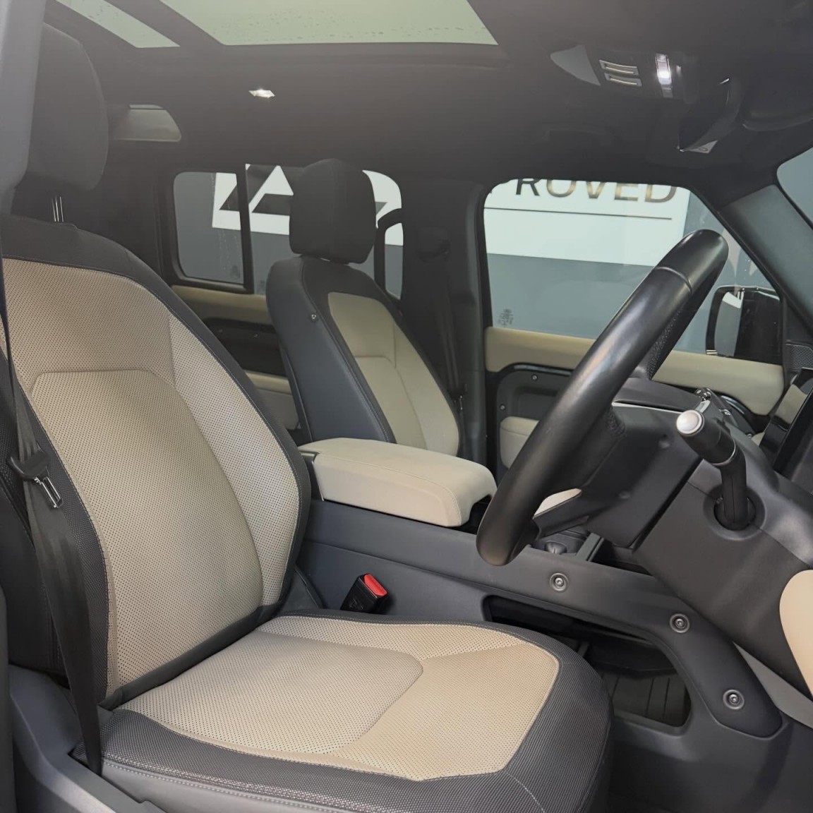 Used Land Rover Defender 2022 for sale - 77431388: Photo 16