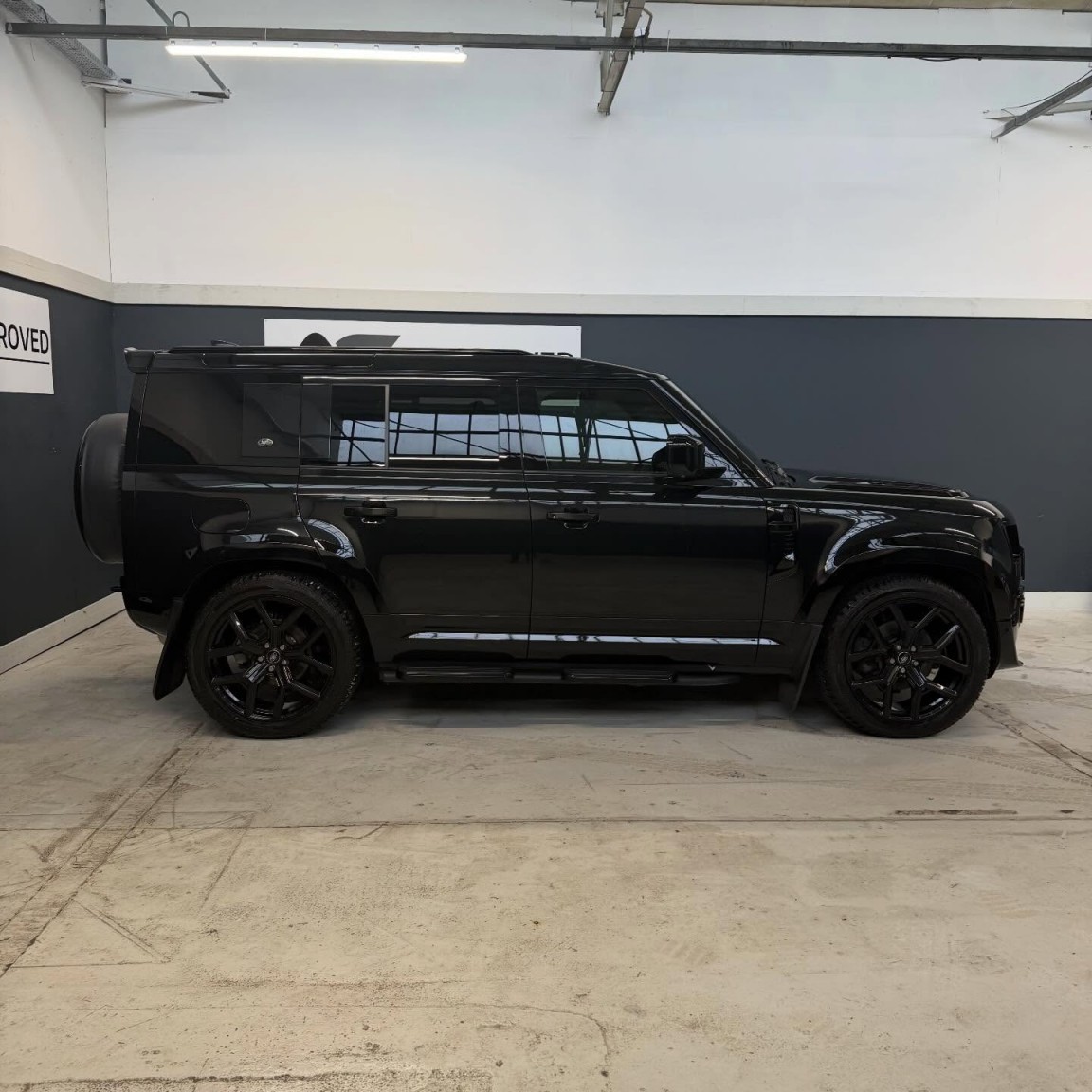 Used Land Rover Defender 2022 for sale - 77431388: Photo 5