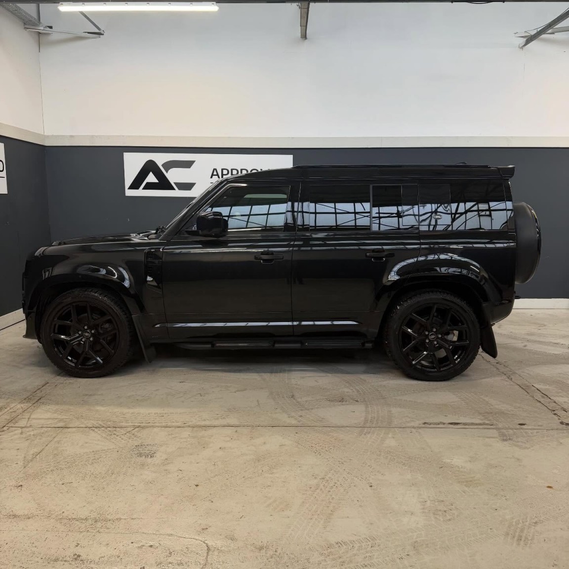 Used Land Rover Defender 2022 for sale - 77431388: Photo 6