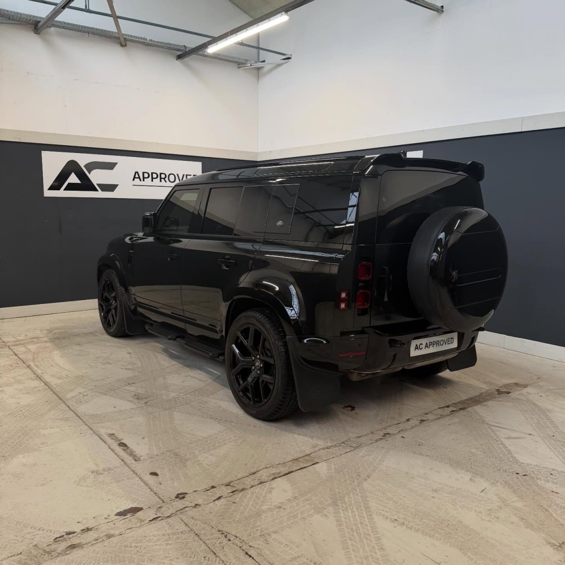 Used Land Rover Defender 2022 for sale - 77431388: Photo 7