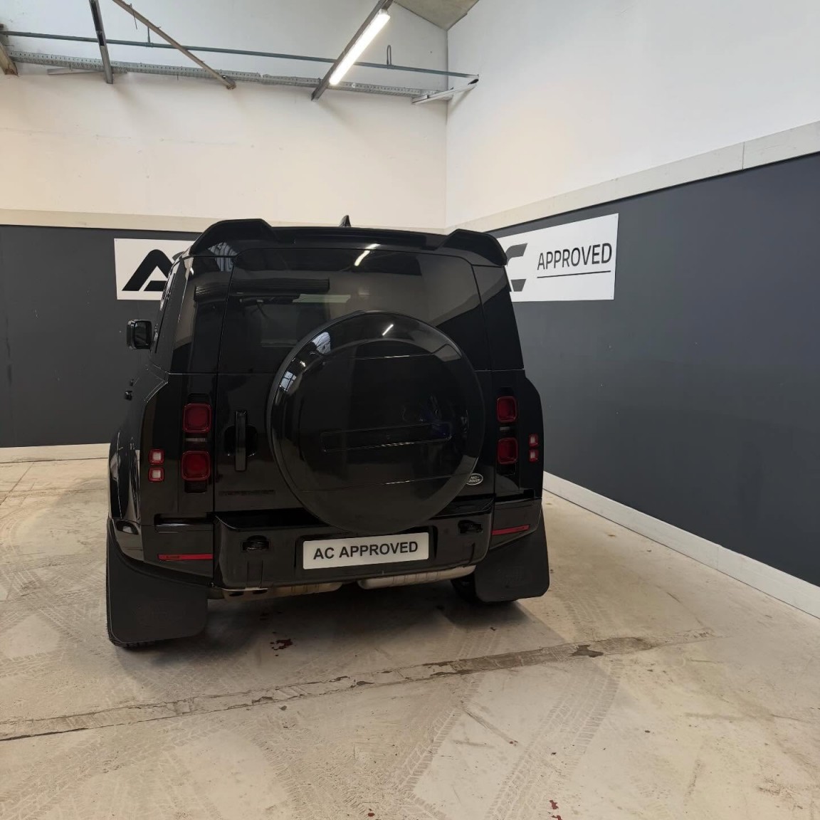 Used Land Rover Defender 2022 for sale - 77431388: Photo 8