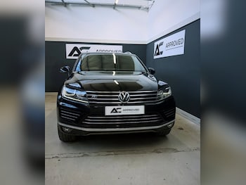 Used Volkswagen Touareg 2015 for sale - 78782278: Photo