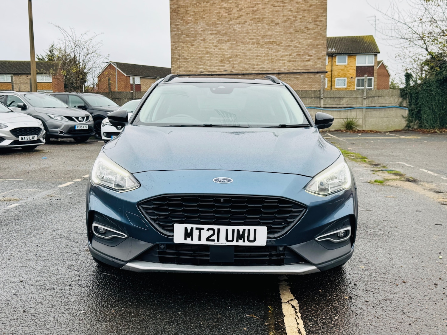 Used Ford Focus 2021 for sale - 76682411: Photo 2