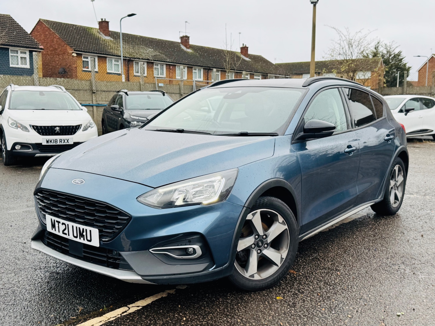 Used Ford Focus 2021 for sale - 76682411: Photo 3