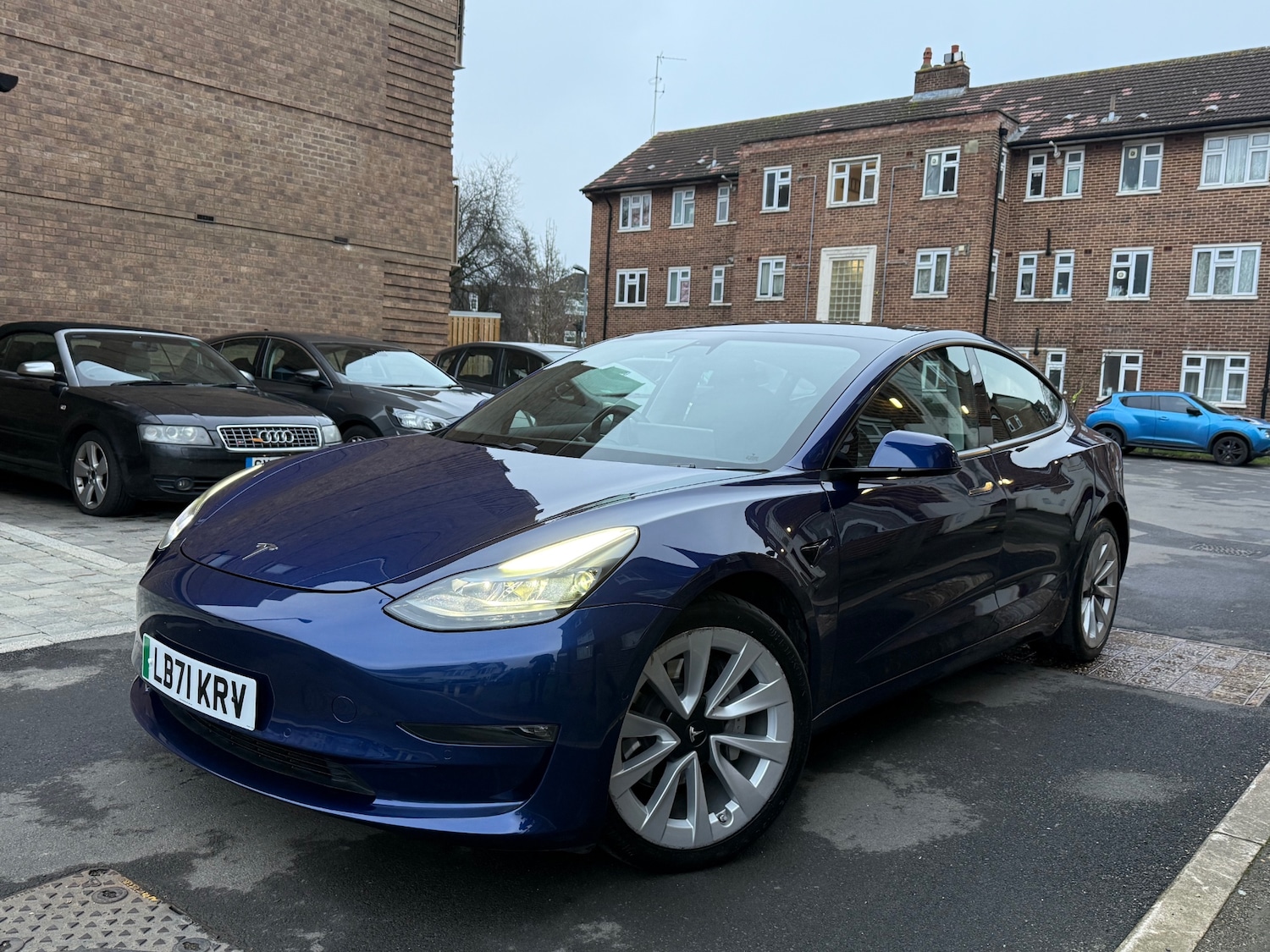 Used Tesla Model 3 2021 for sale - 77606984: Photo 4