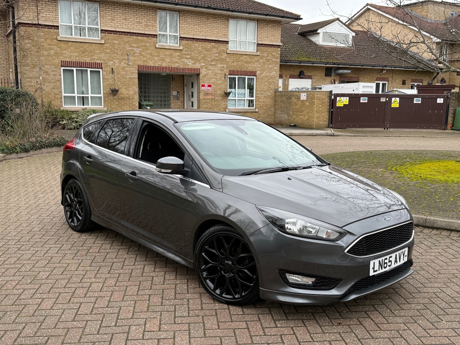 Used Ford Focus 2015 for sale - 77597575: Photo 3