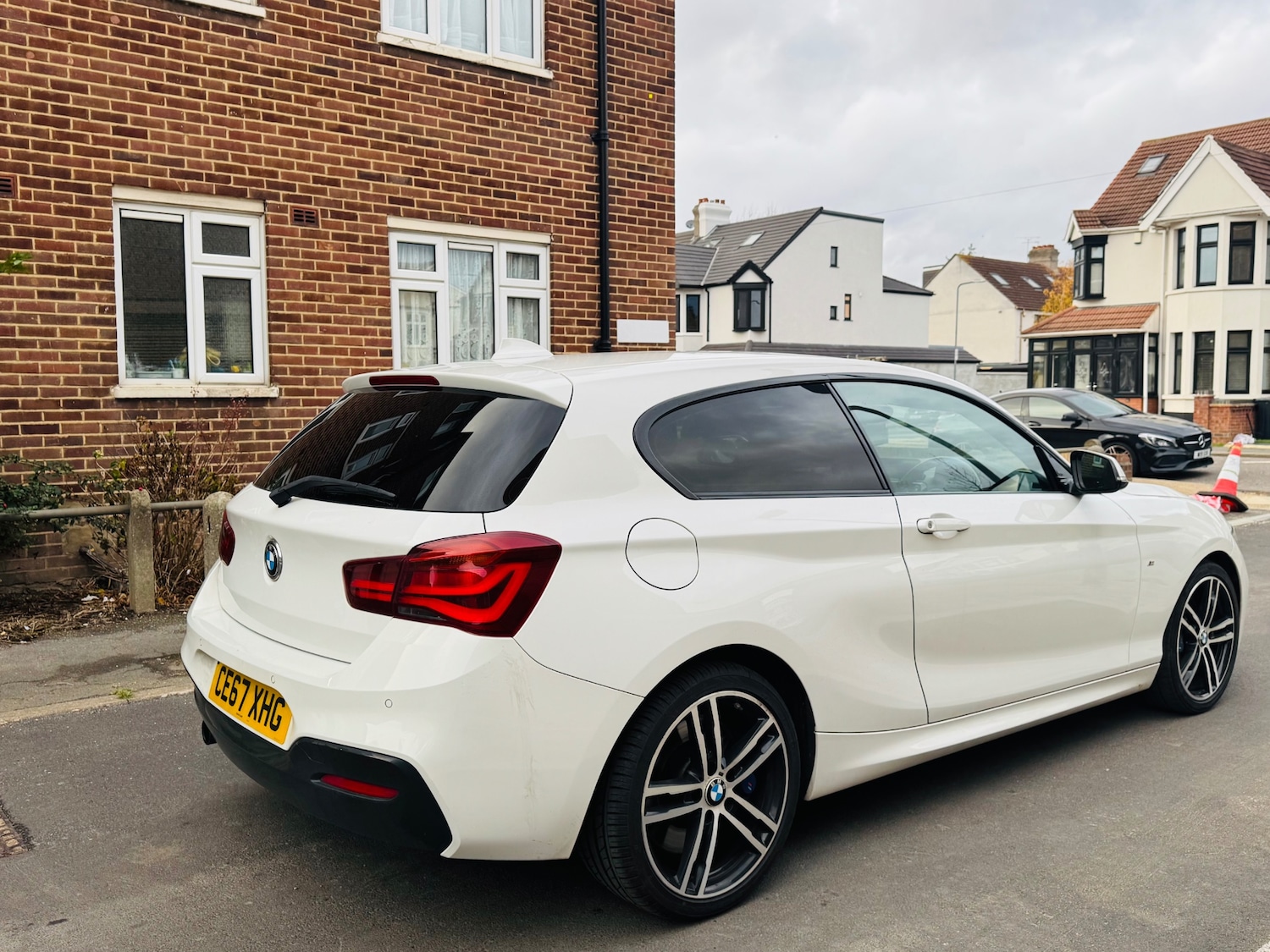Used BMW 1 Series 2017 for sale - 76451844: Photo 2