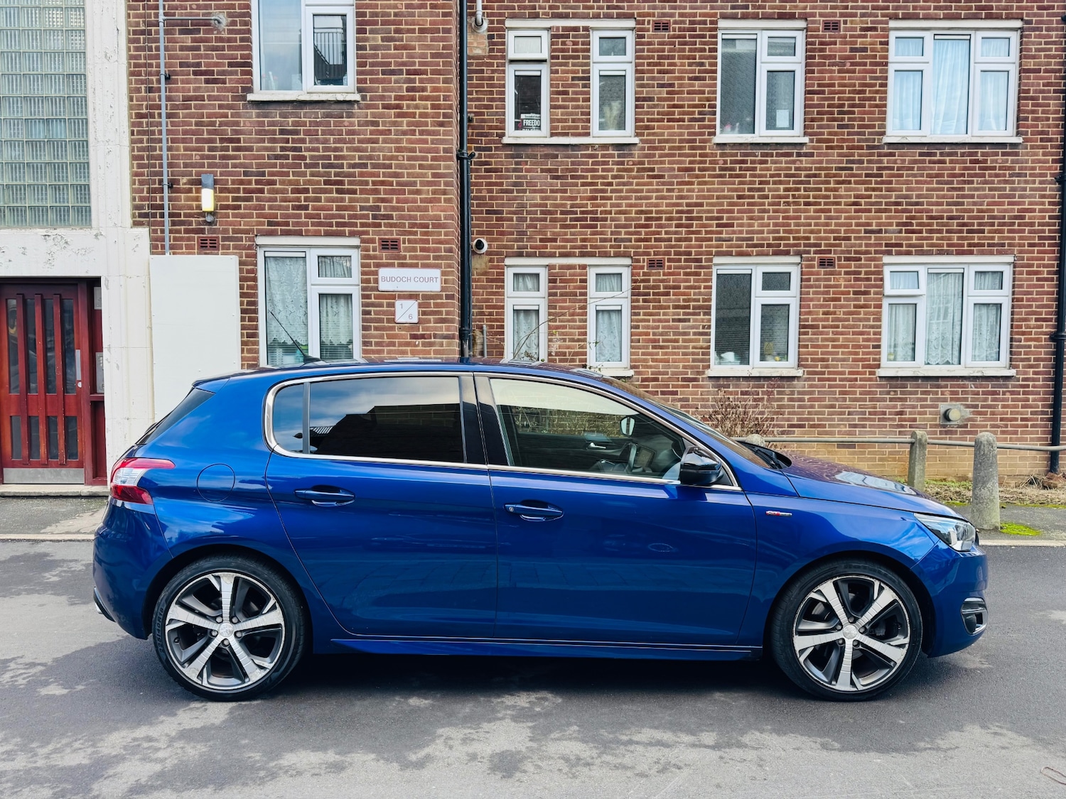 Used Peugeot 308 2016 for sale - 77247663: Photo 2