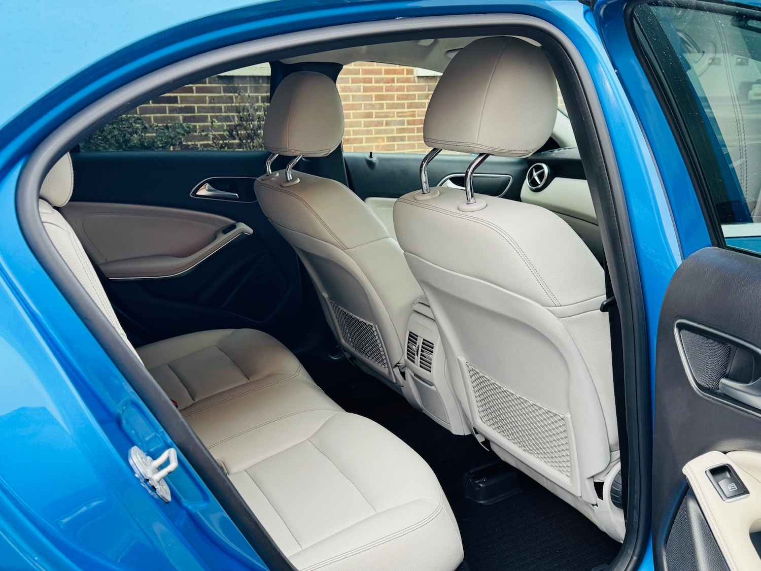 Used Mercedes-Benz A-Class 2016 for sale - 76799485: Photo 11