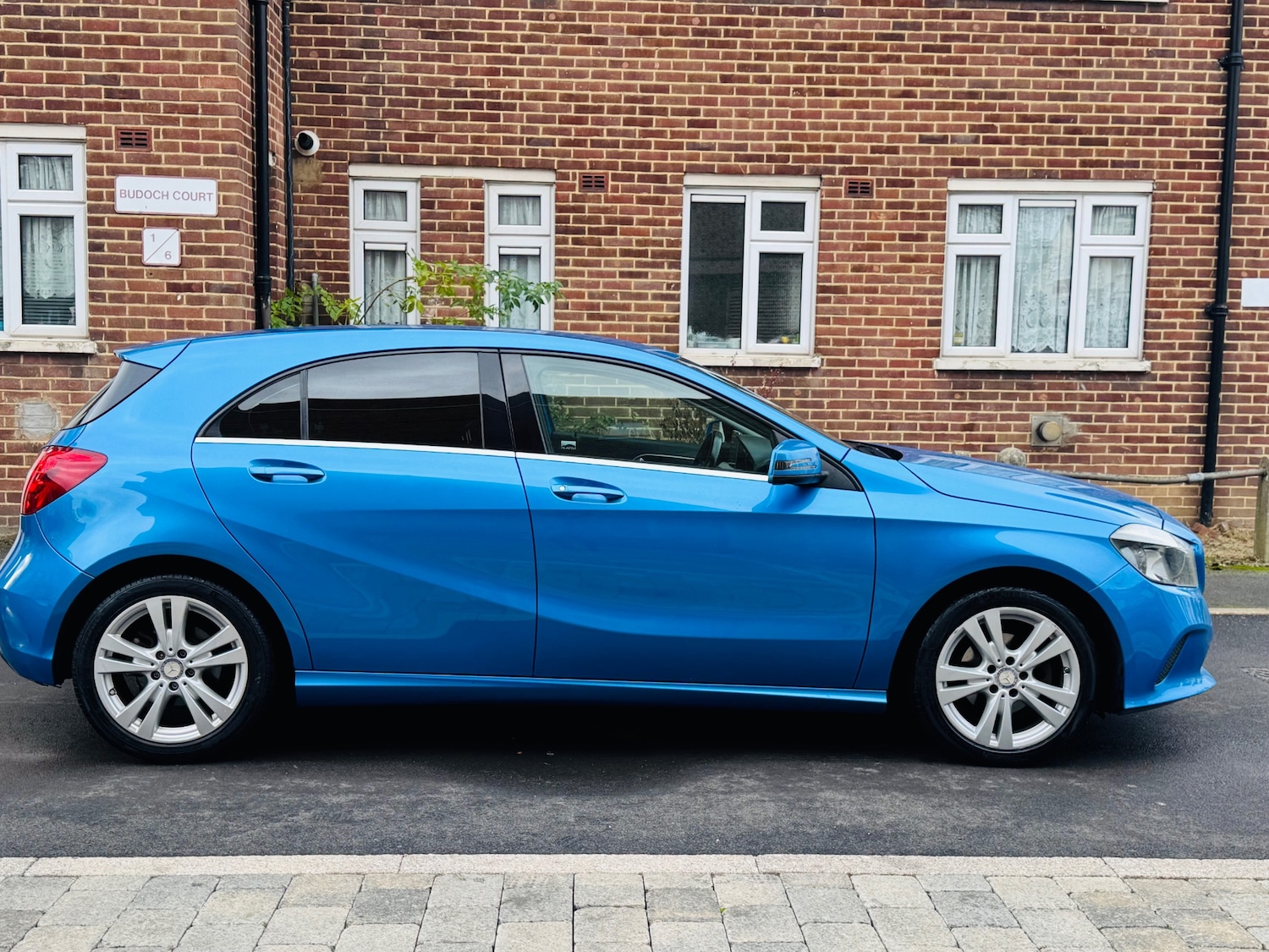 Used Mercedes-Benz A-Class 2016 for sale - 76799485: Photo 2