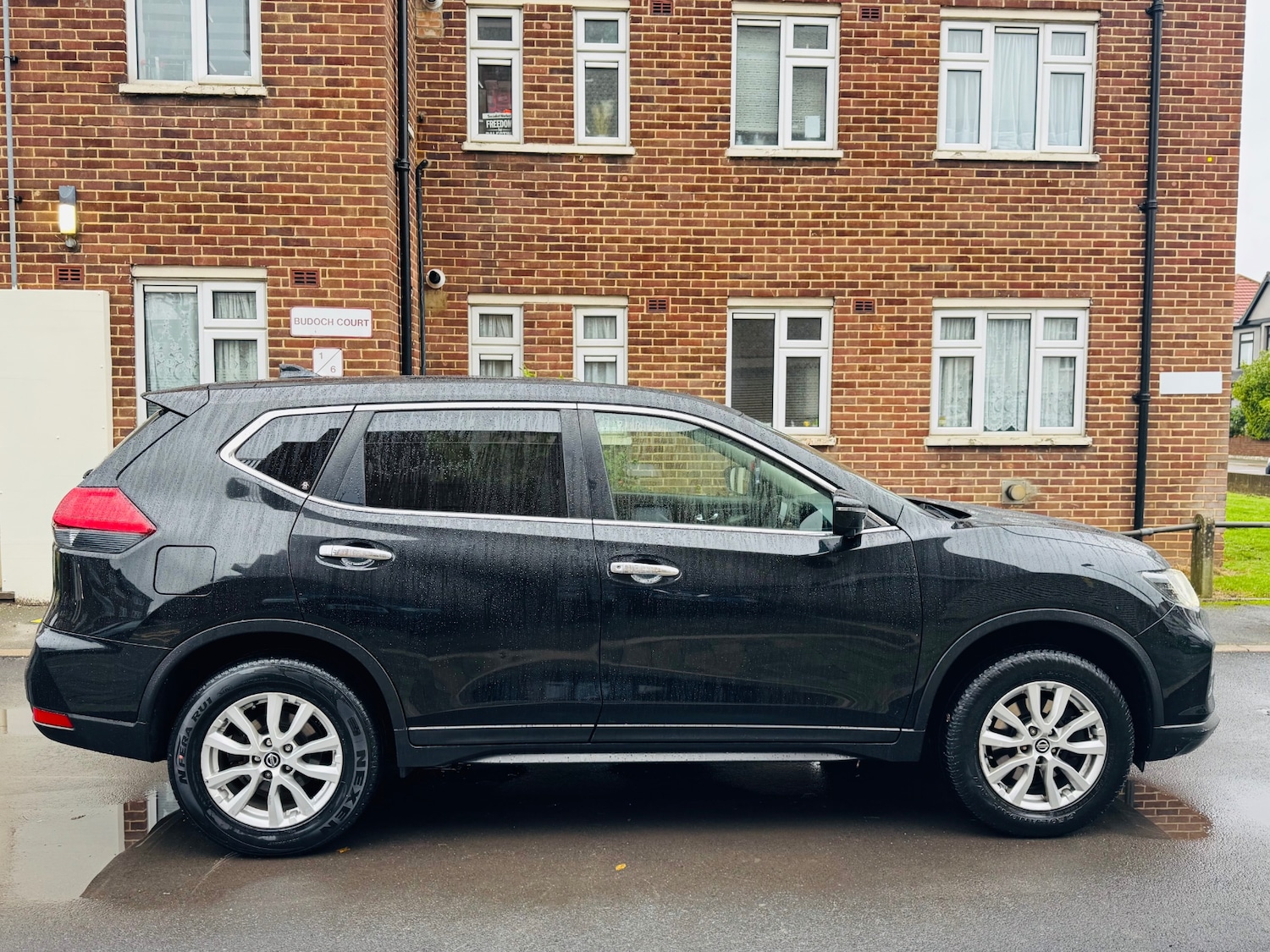 Used Nissan X-Trail 2019 for sale - 76799519: Photo 2