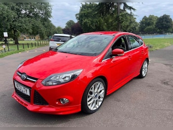 Used Ford Focus 2013 for sale - 76098858: Photo 3