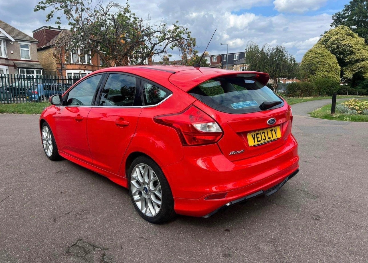 Used Ford Focus 2013 for sale - 76098858: Photo 7