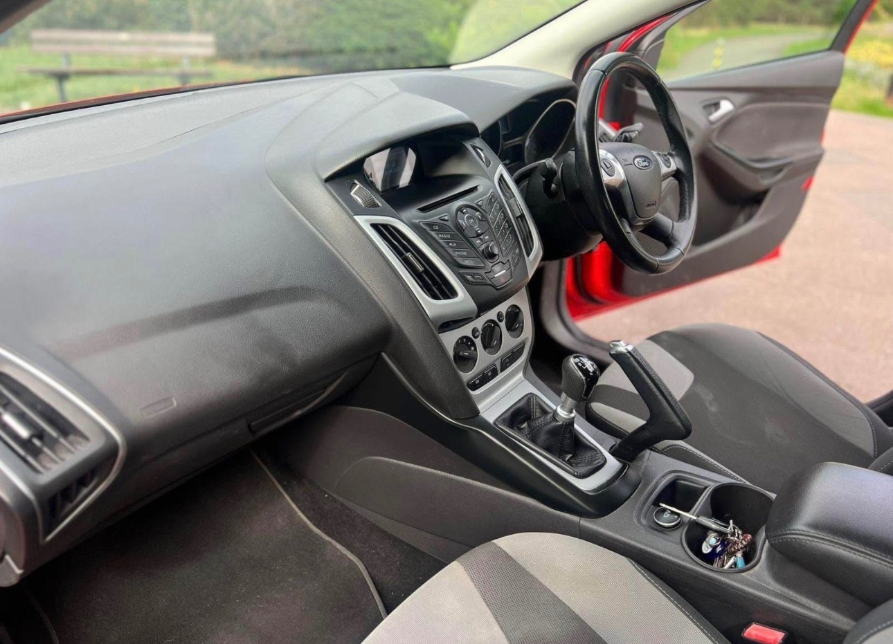 Used Ford Focus 2013 for sale - 76098858: Photo 9