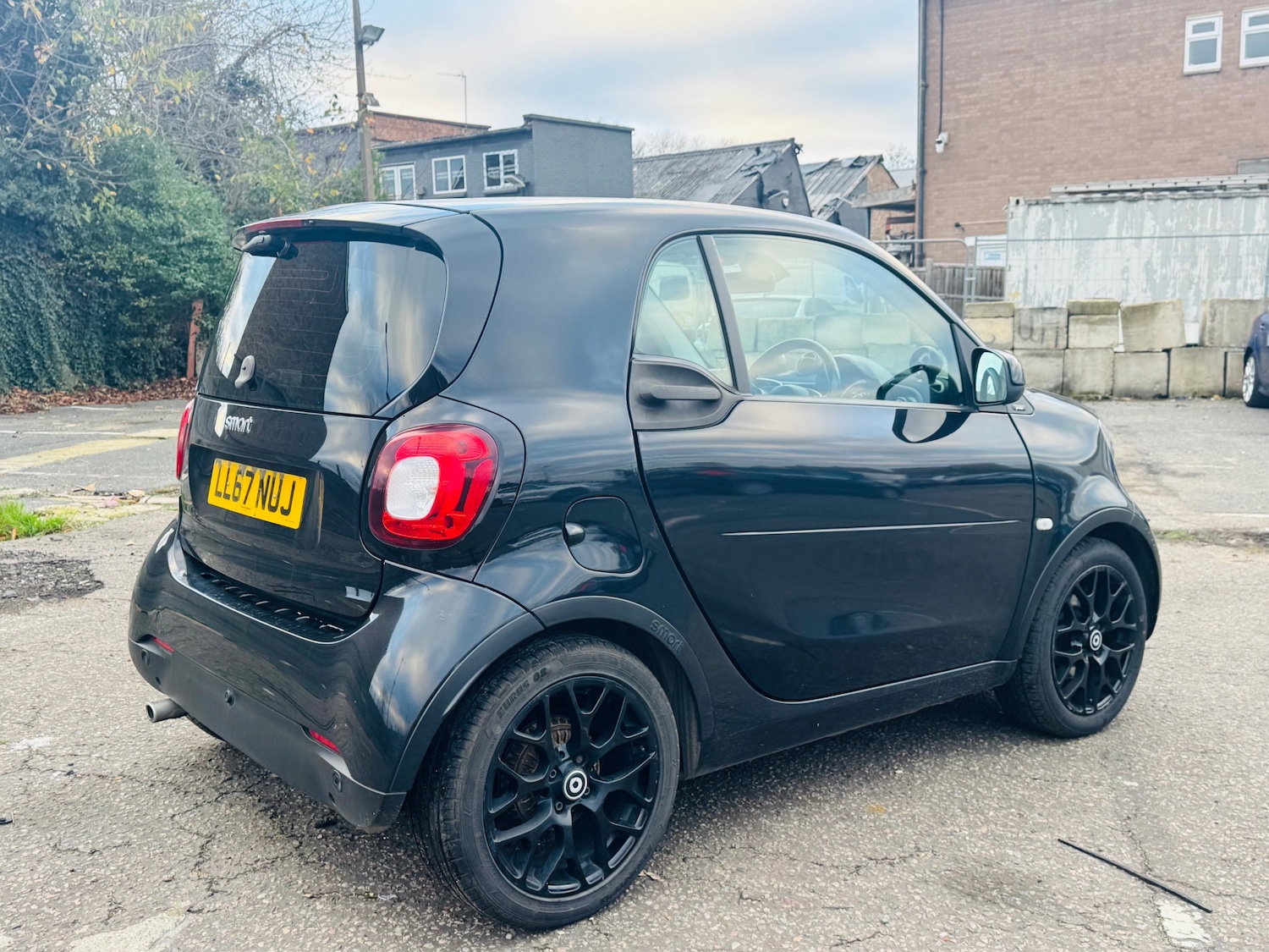 Used smart fortwo 2017 for sale - 76640693: Photo 5