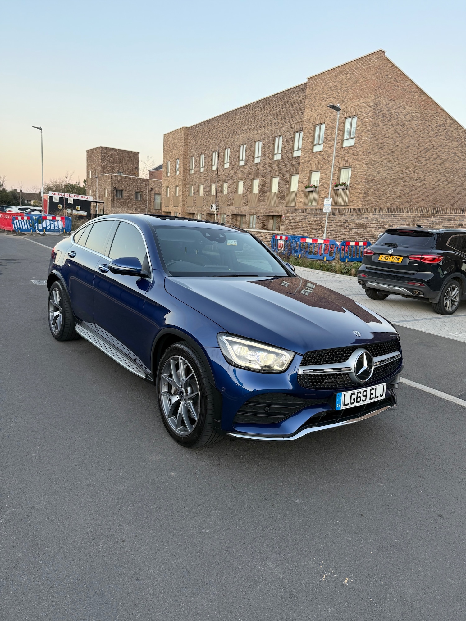 Used Mercedes-Benz GLC 2019 for sale - 76149908: Photo 4