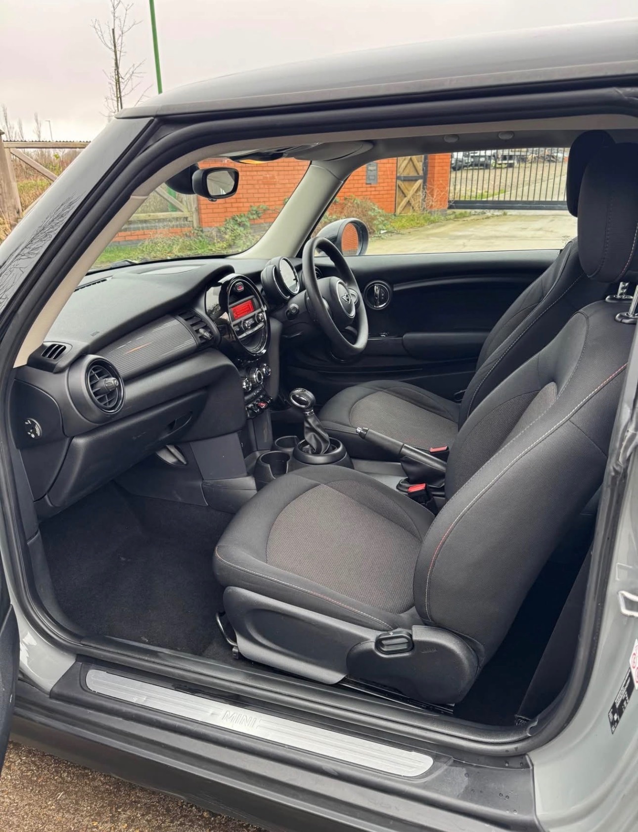 Used MINI Hatch 2017 for sale - 77739532: Photo 7