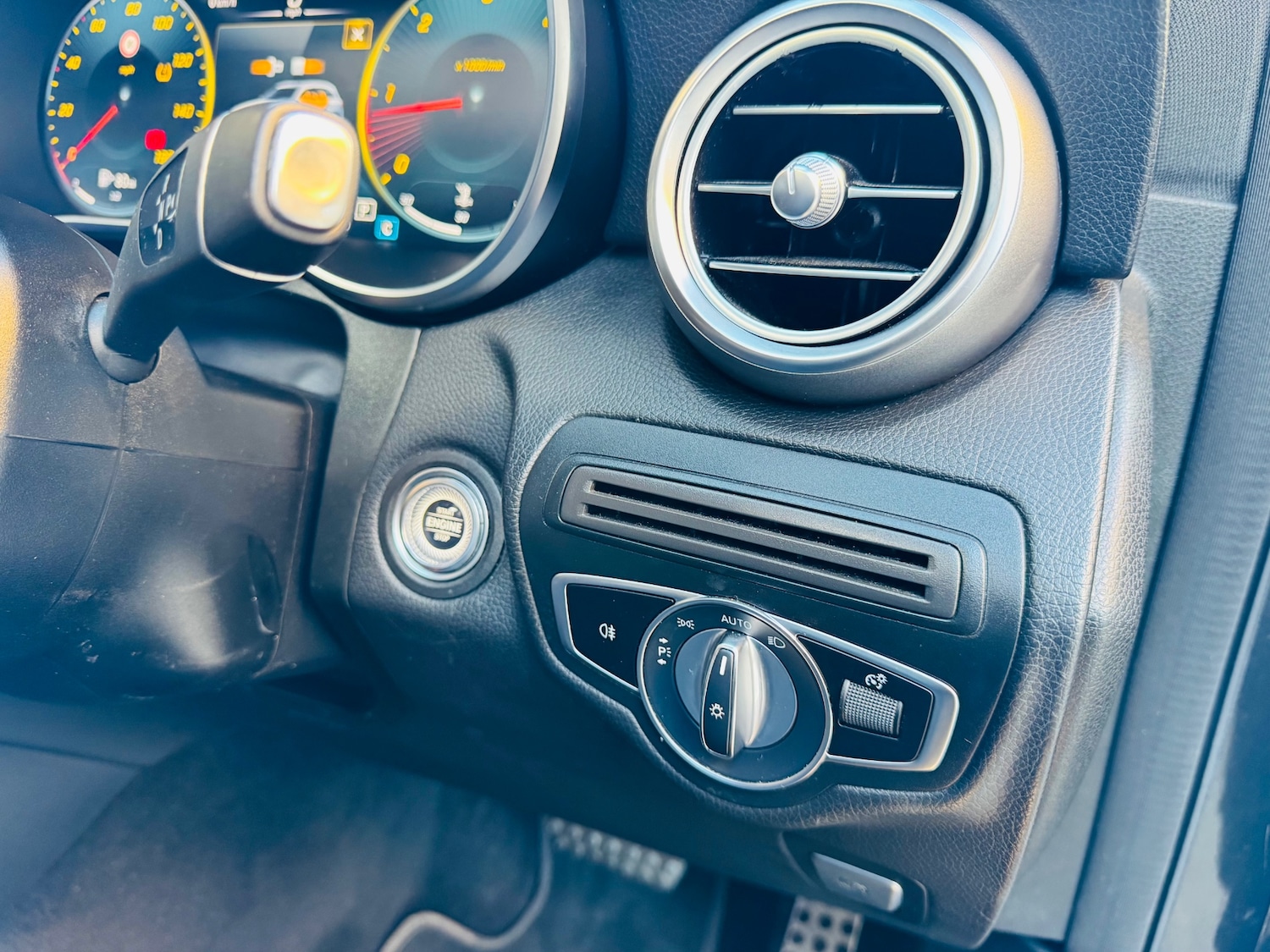 Used Mercedes-Benz GLC 2020 for sale - 76518641: Photo 17