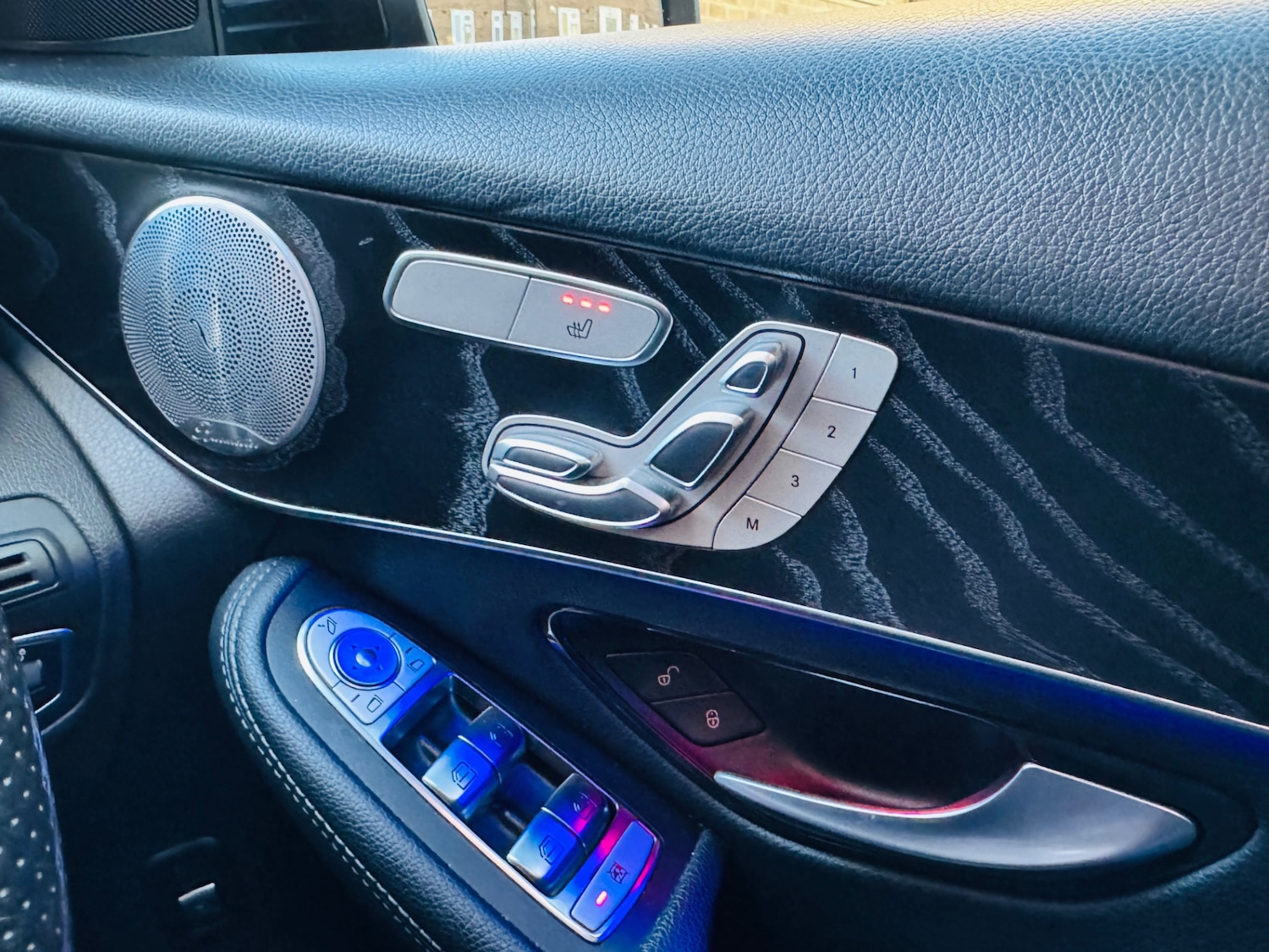 Used Mercedes-Benz GLC 2020 for sale - 76518641: Photo 26