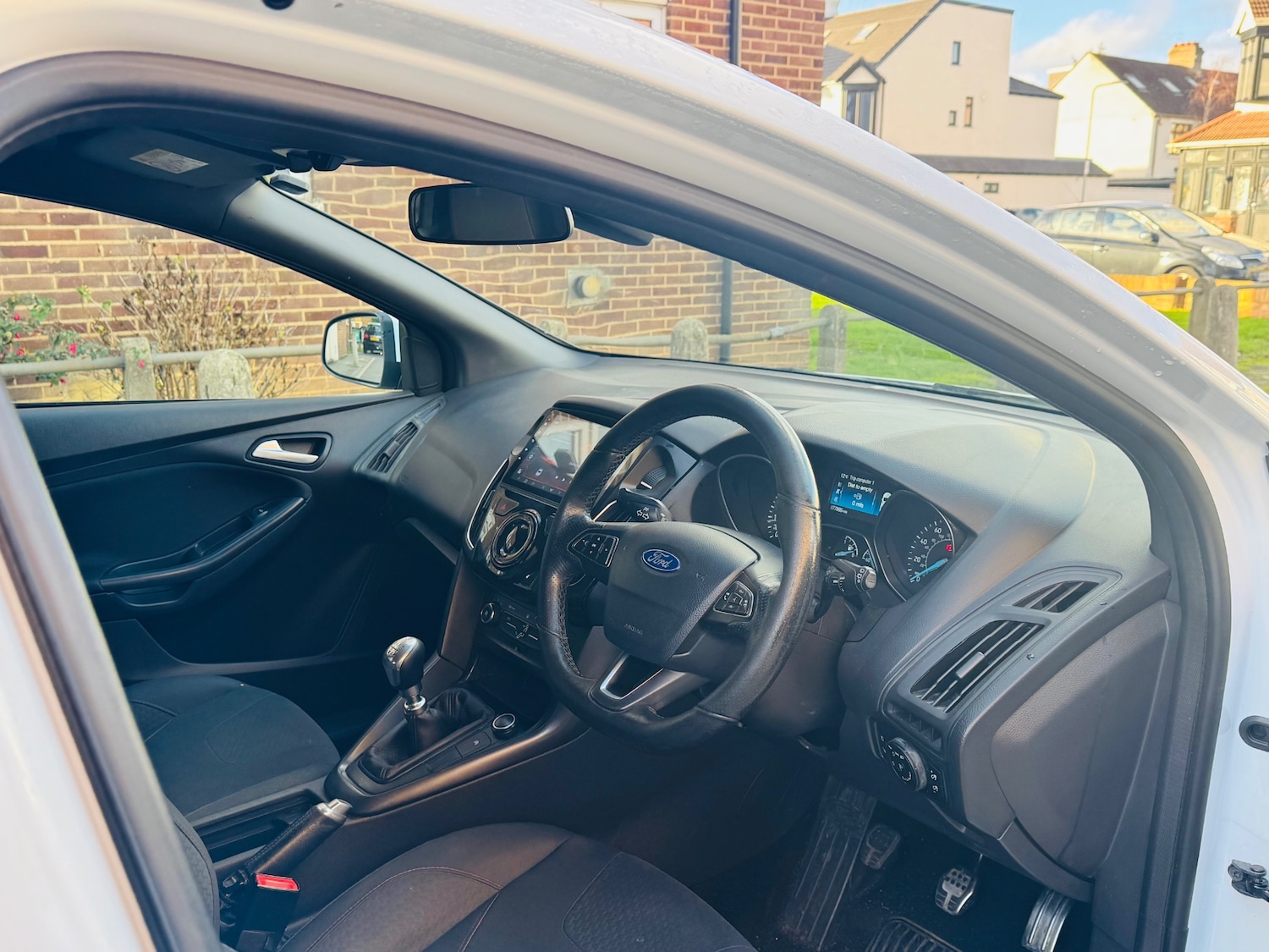 Used Ford Focus 2016 for sale - 76920190: Photo 8