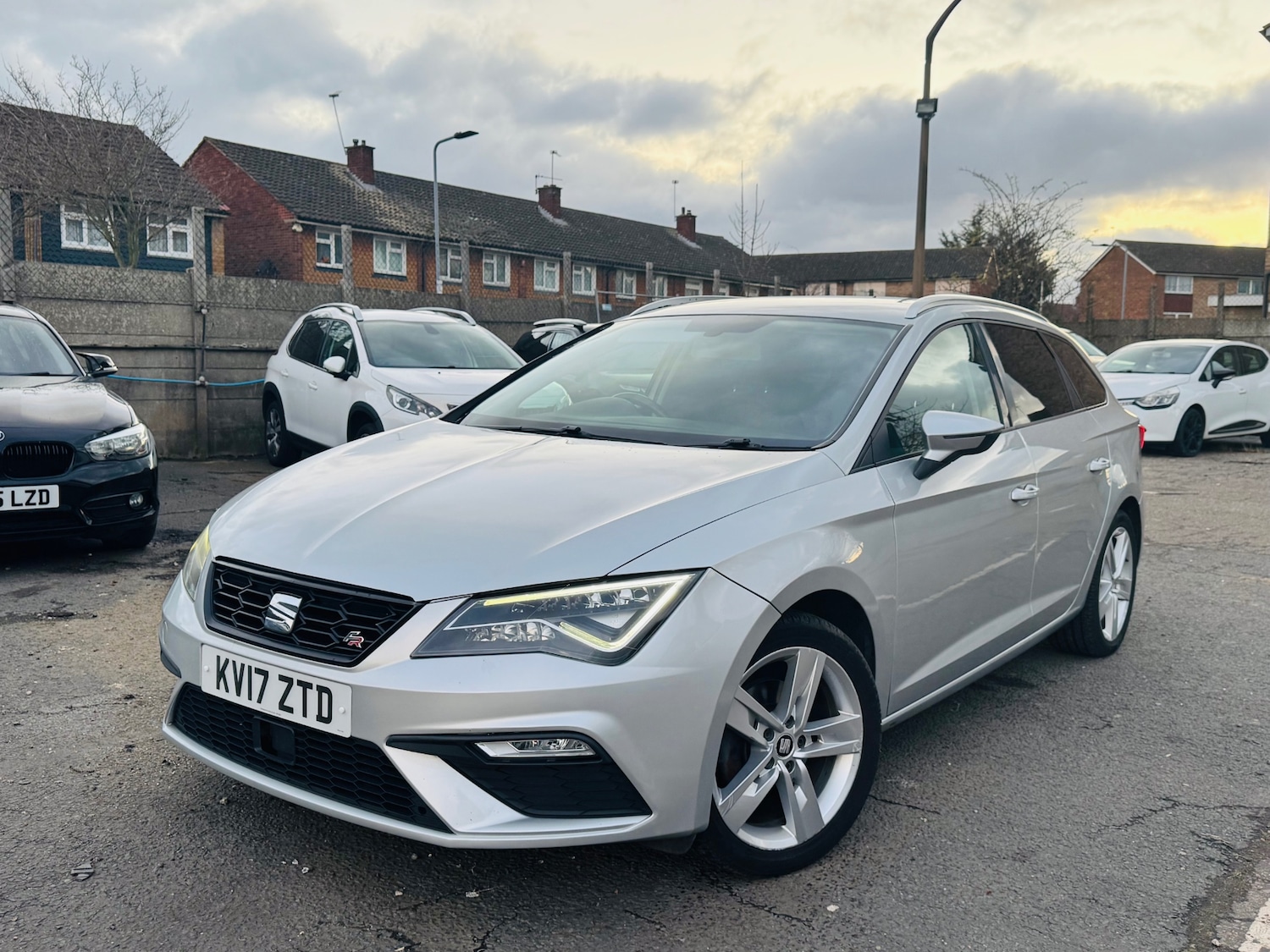 Used SEAT Leon 2017 for sale - 76687433: Photo 1