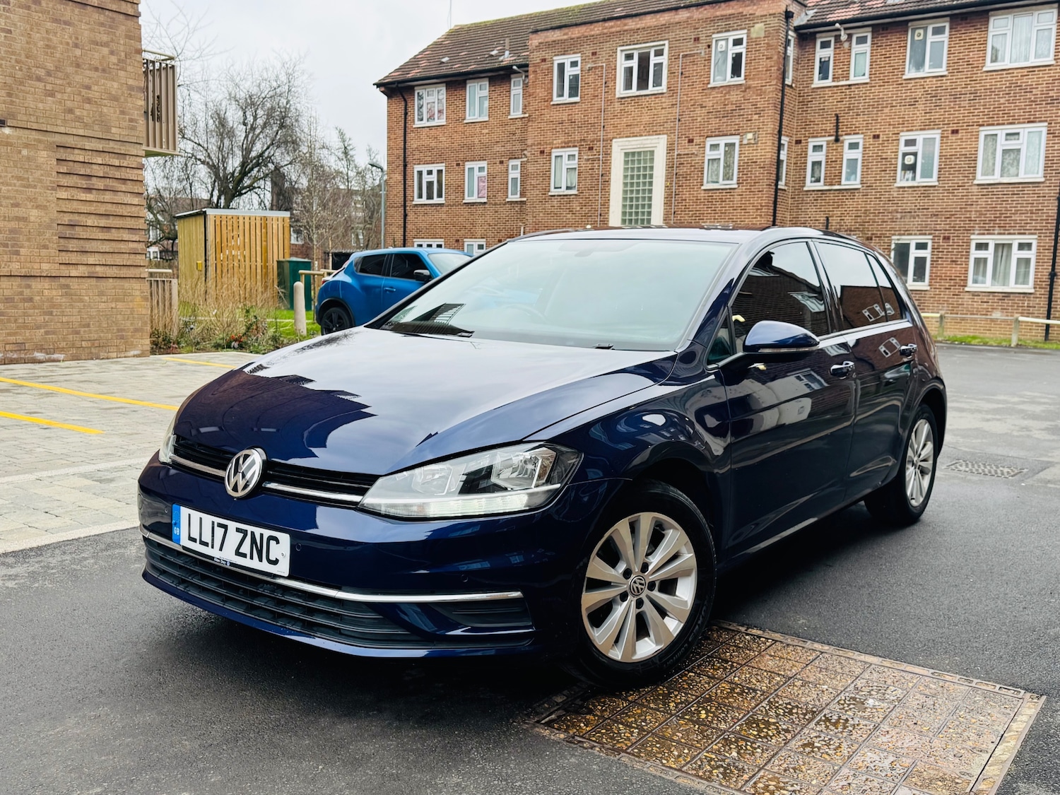Used Volkswagen Golf 2017 for sale - 77342986: Photo 5