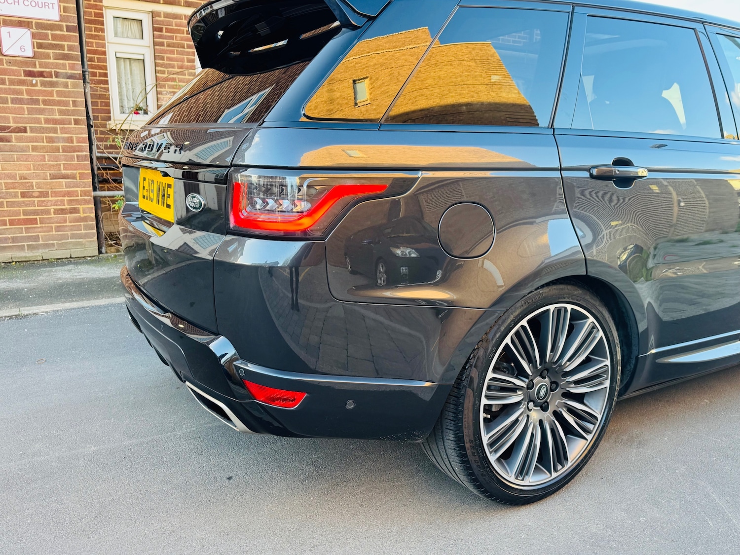 Used Land Rover Range Rover Sport 2019 for sale - 77012434: Photo 4