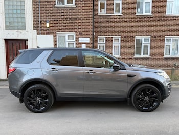 Used Land Rover Discovery Sport 2016 for sale - 77556955: Photo
