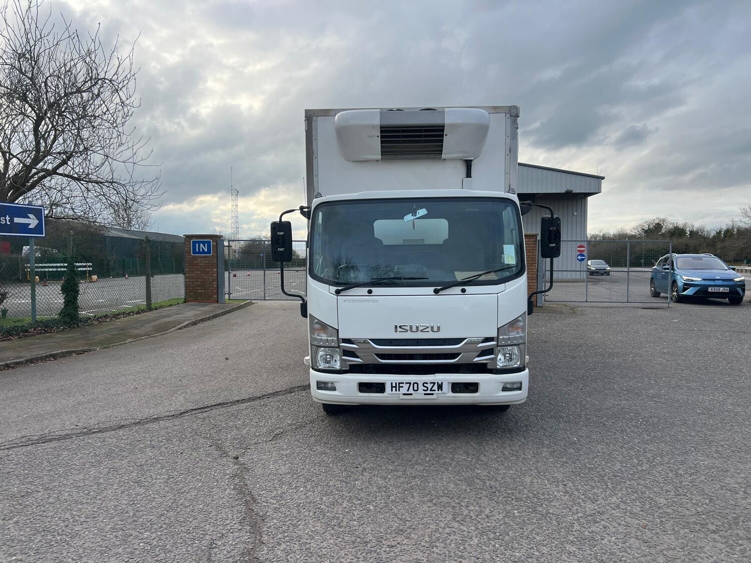 Used Isuzu Forward 2021 for sale - 77497591: Photo 2