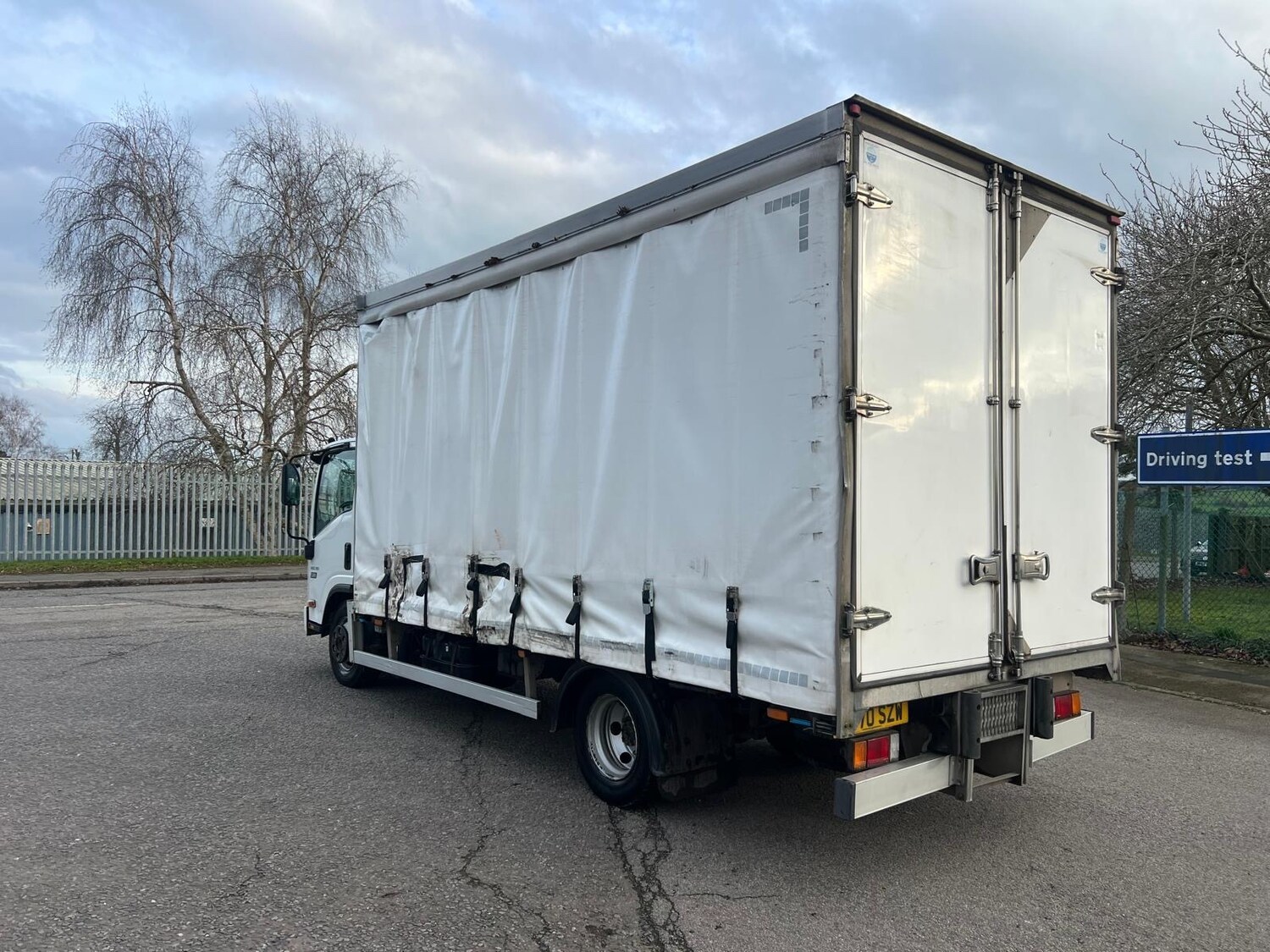 Used Isuzu Forward 2021 for sale - 77497591: Photo 4