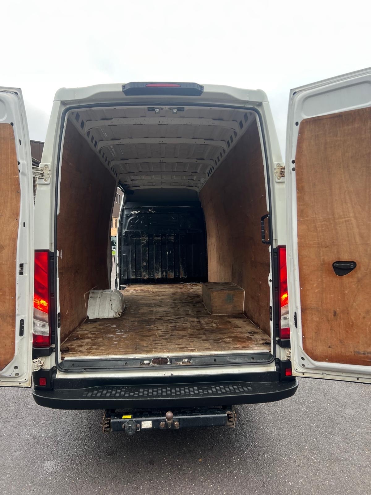 Used Iveco Daily 2018 for sale - 76940387: Photo 5