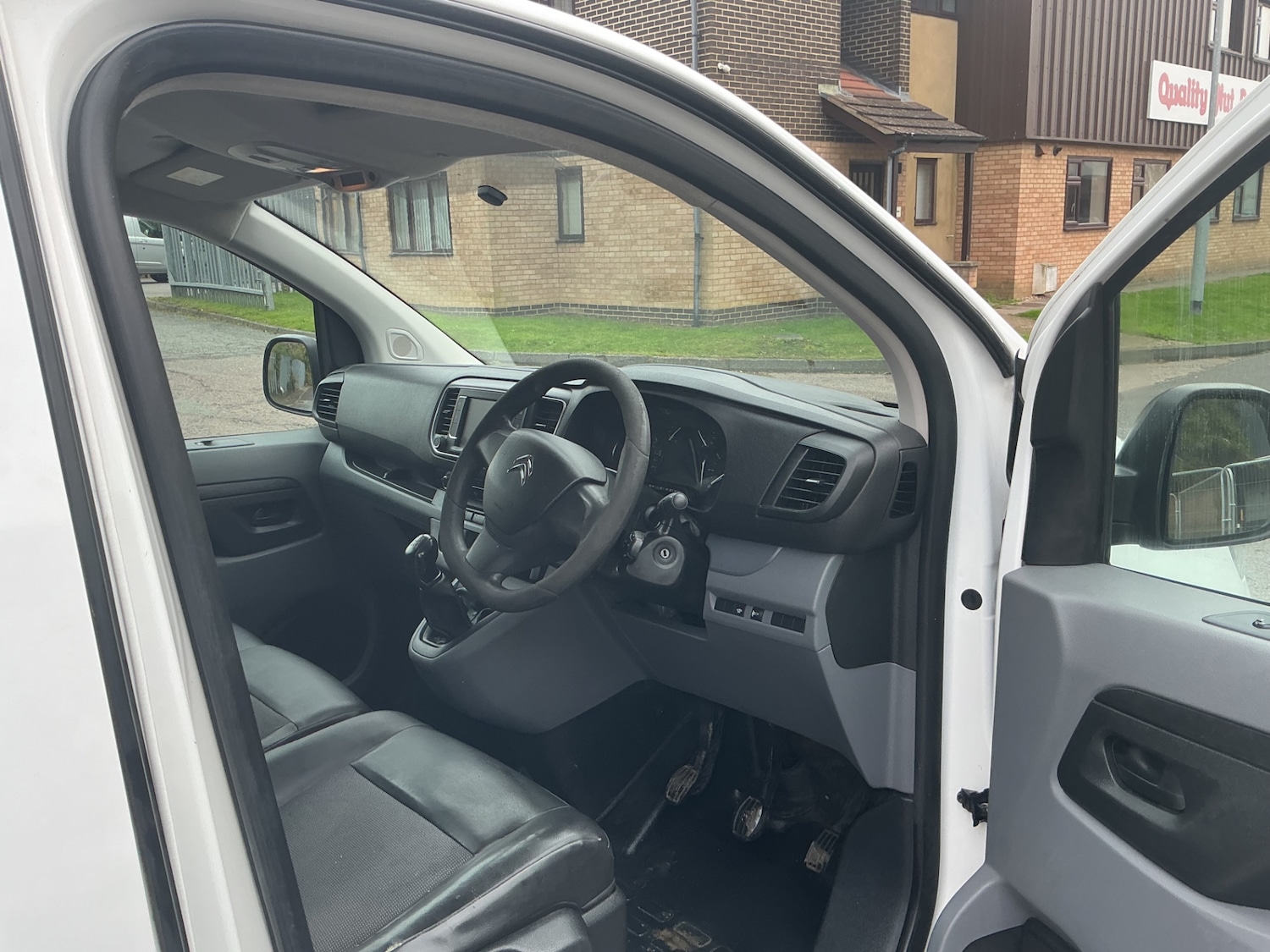 Used Citroen Dispatch 2017 for sale - 76542802: Photo 10