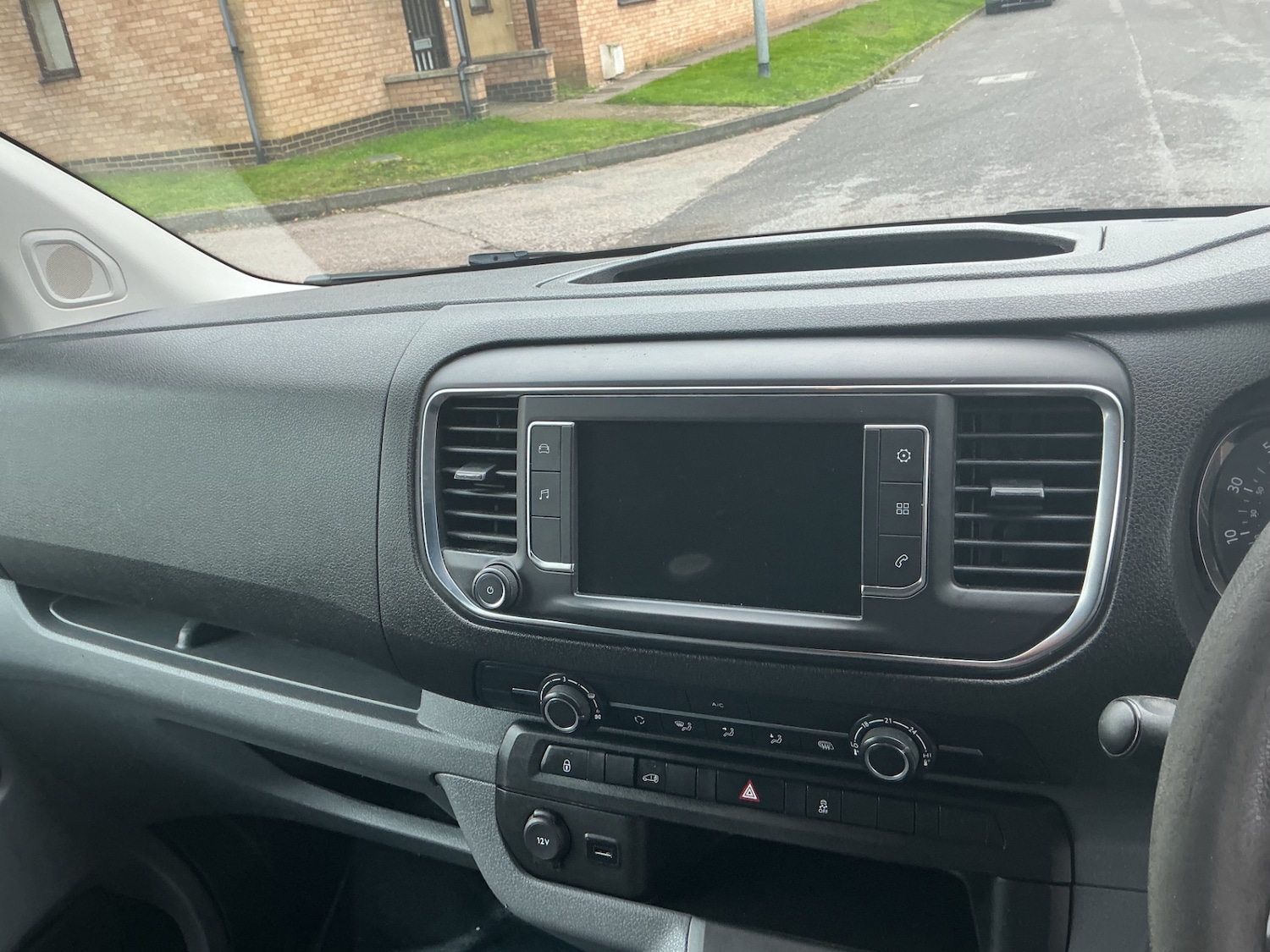 Used Citroen Dispatch 2017 for sale - 76542802: Photo 12