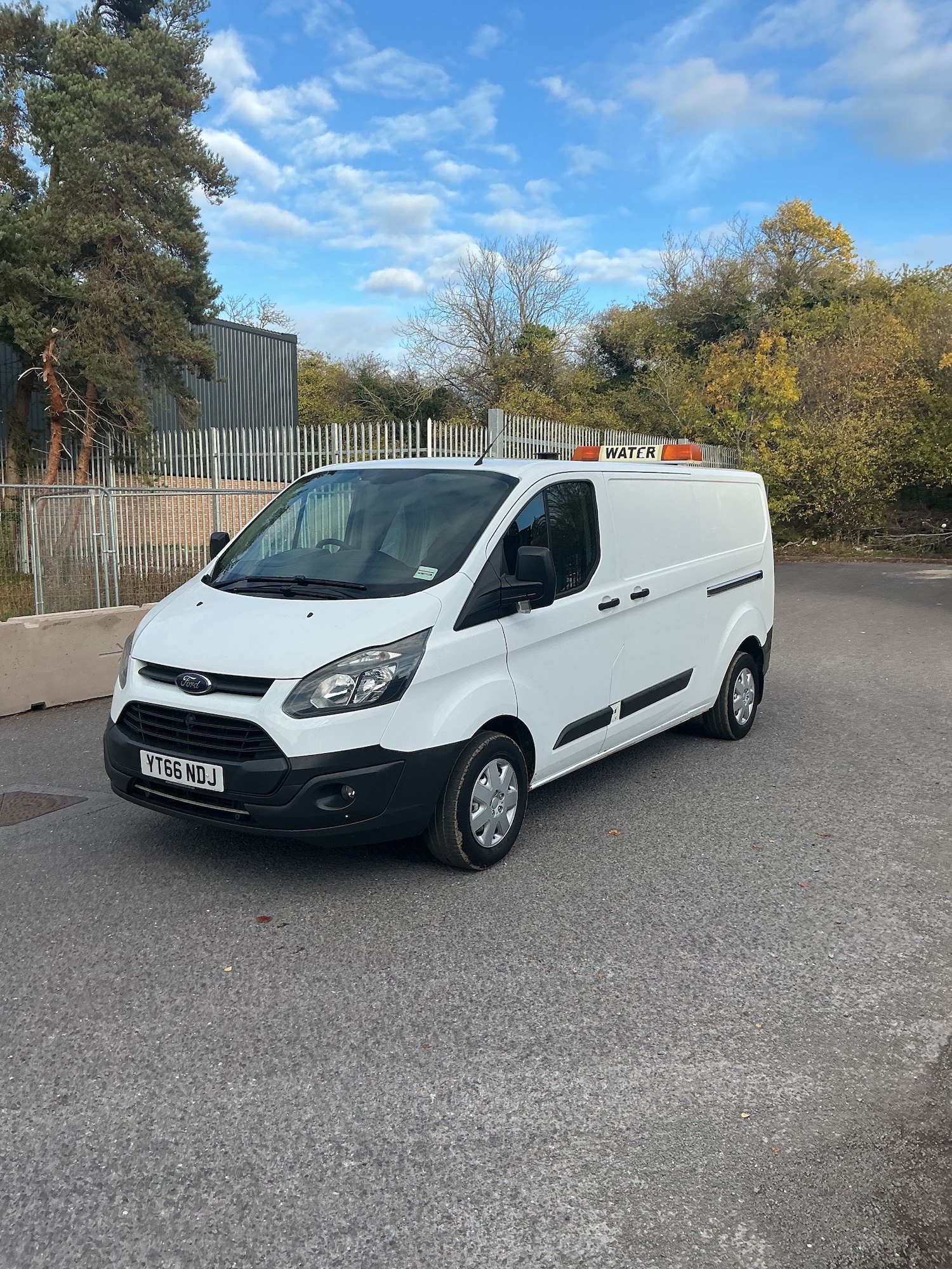 Used Ford Transit Custom 2016 for sale - 76363021: Photo 1